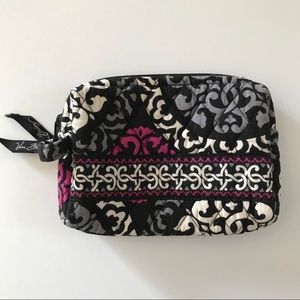 VERA BRADLEY | Small Cosmetic Canterberry Magenta